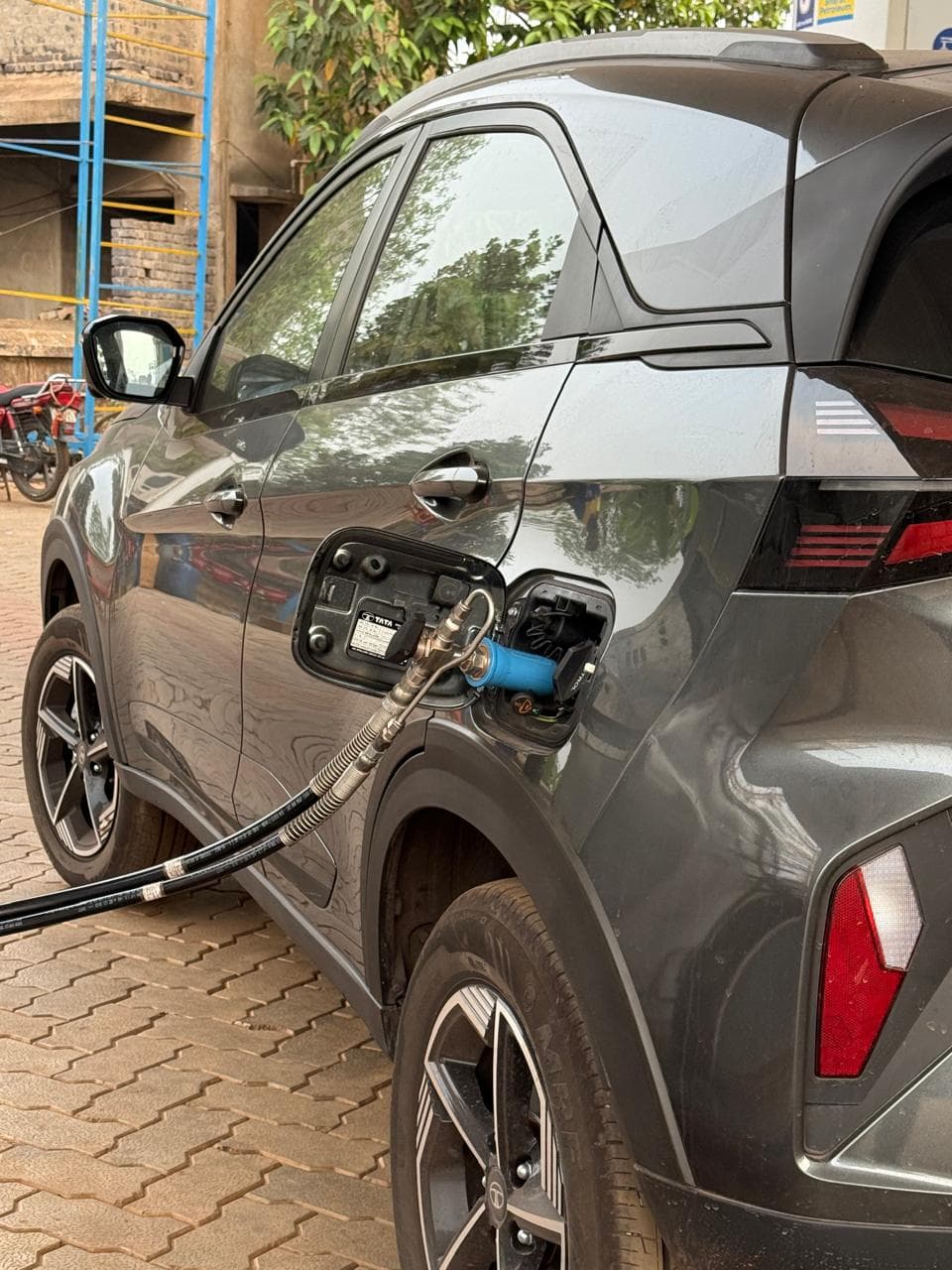 Nearest CNG pump near me locator